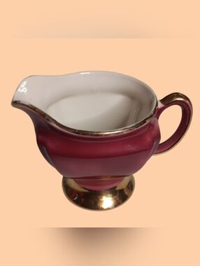 Collectible vintage "CG USA" warranted 22K gold porcelain piece, creamer